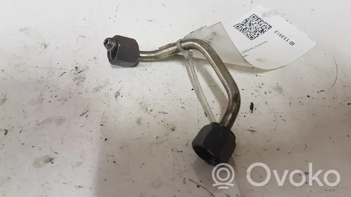 Citroen C5 Fuel injector supply line/pipe Z947