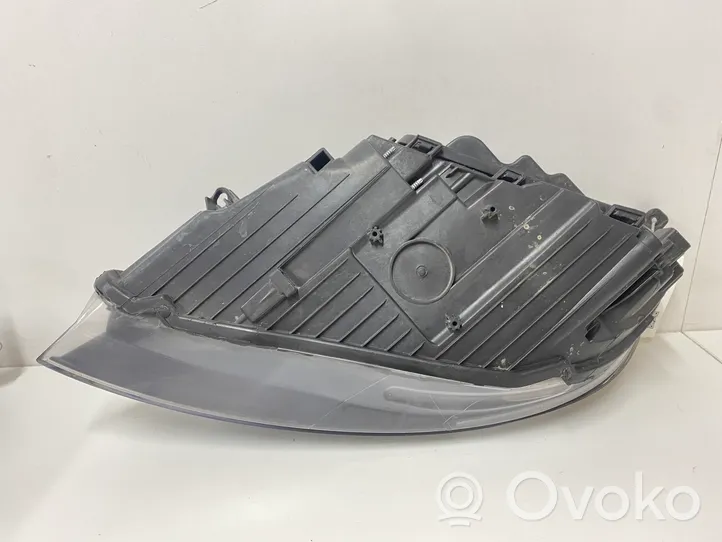 Volvo V40 Lampa przednia 