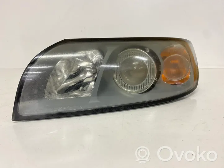 Volvo V50 Lampa przednia 30698648