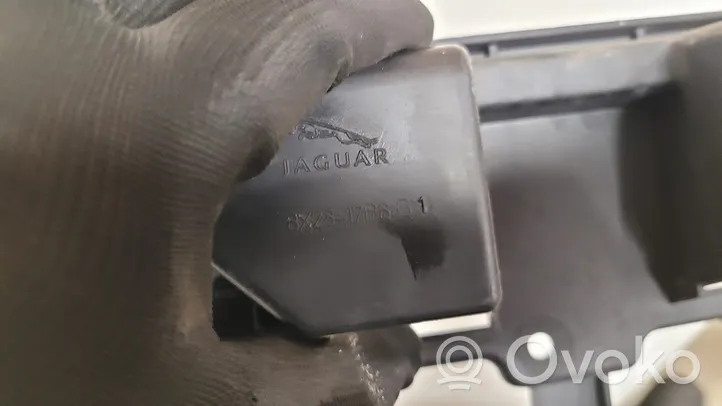 Jaguar XF X250 Support de pare-chocs arrière 8X2317B861