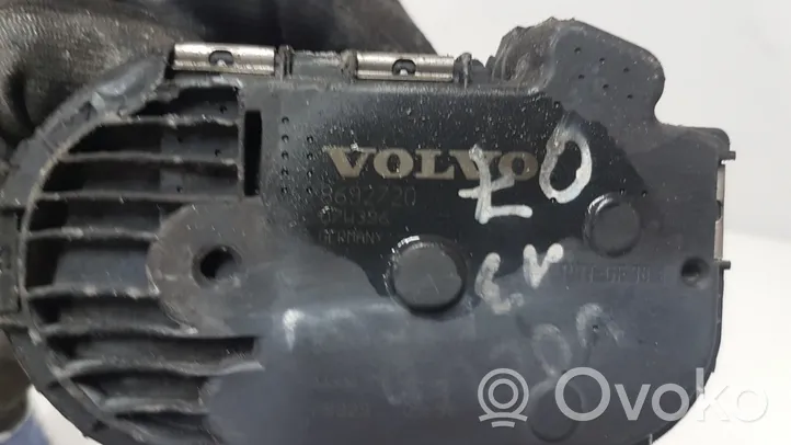 Volvo V70 Throttle valve 8692720