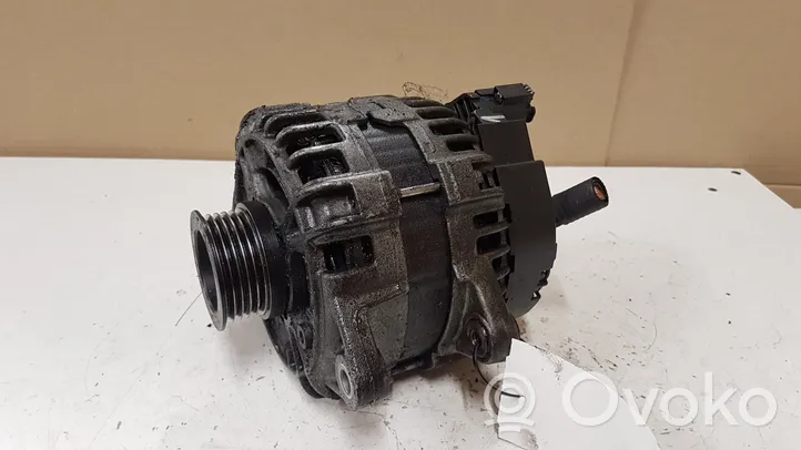 Mercedes-Benz B W246 W242 Generator/alternator A0009063322