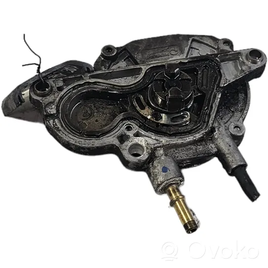 Opel Zafira B Vacuum pump 