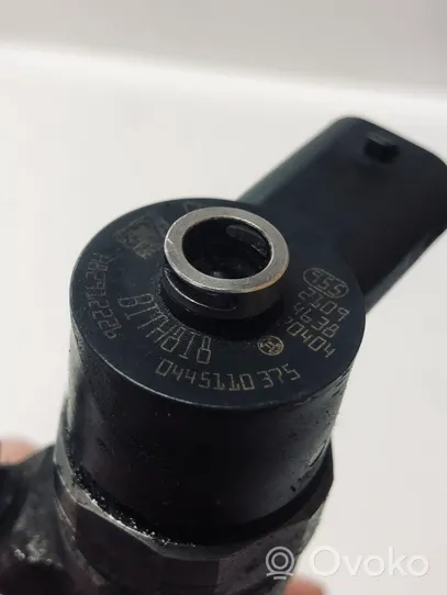 Renault Trafic II (X83) Injecteur de carburant 0445110375