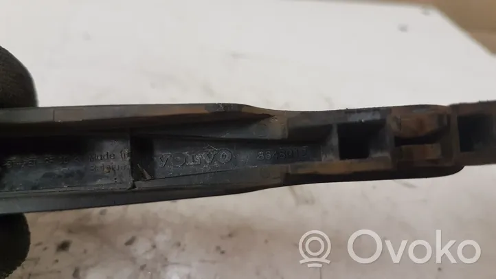 Volvo V50 Rear wiper blade arm 8648012