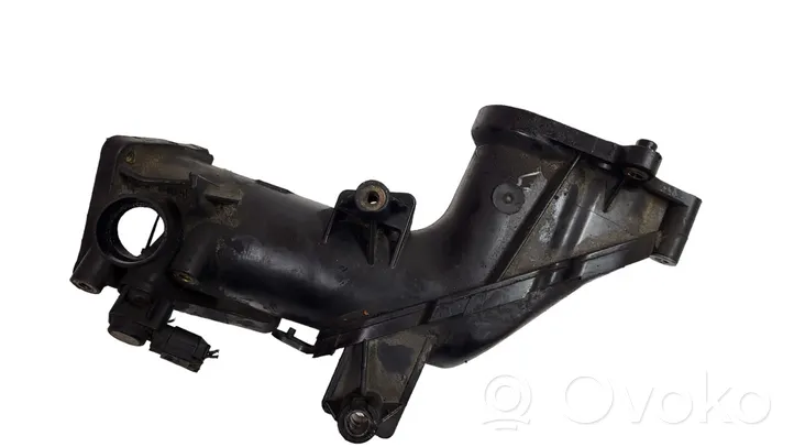 Mercedes-Benz ML W164 Tube d'admission de tuyau de refroidisseur intermédiaire A6420901037