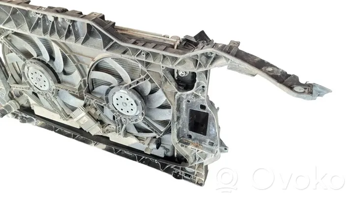 Audi A4 S4 B8 8K Комплект радиатора 