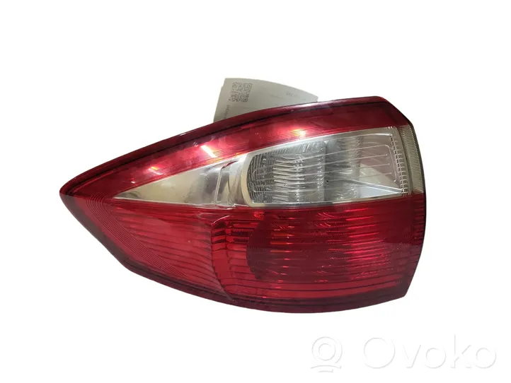 Ford C-MAX II Lampa tylna AM5113405BF