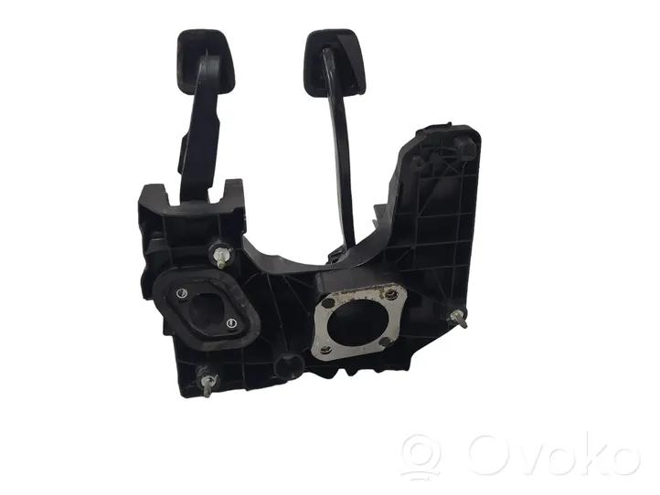 Opel Insignia A Pedal assembly 13228166