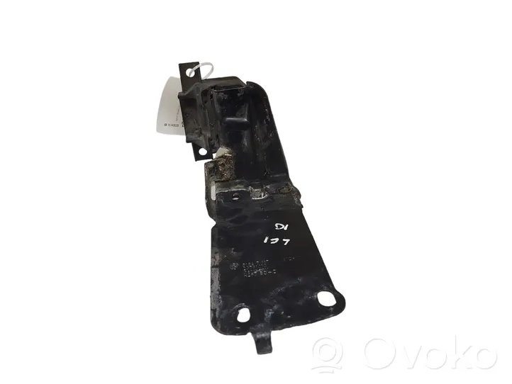 BMW 3 E90 E91 Staffa di montaggio del radiatore 51647117