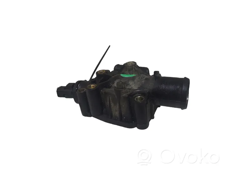 Peugeot 307 Boîtier de thermostat / thermostat TH697291