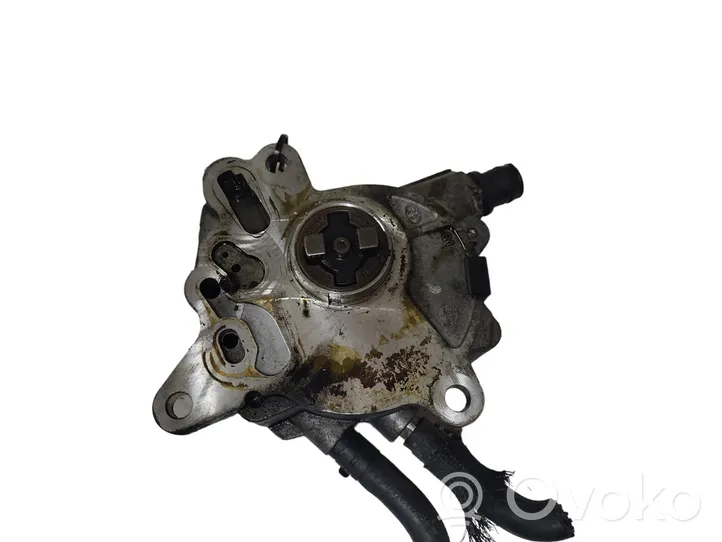 Volkswagen Jetta V Vacuum pump 03G145209D