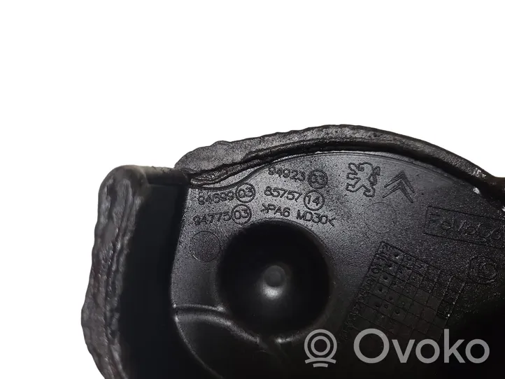 Volvo V40 Cache carter courroie de distribution 9492303