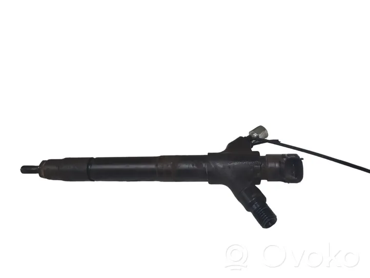 Toyota Auris 150 Injecteur de carburant 236700R100