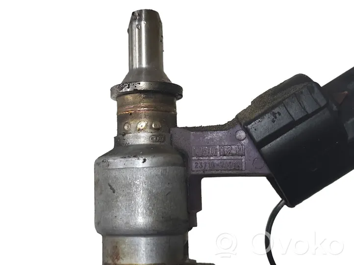 Toyota Auris 150 Injecteur de carburant 2371026012