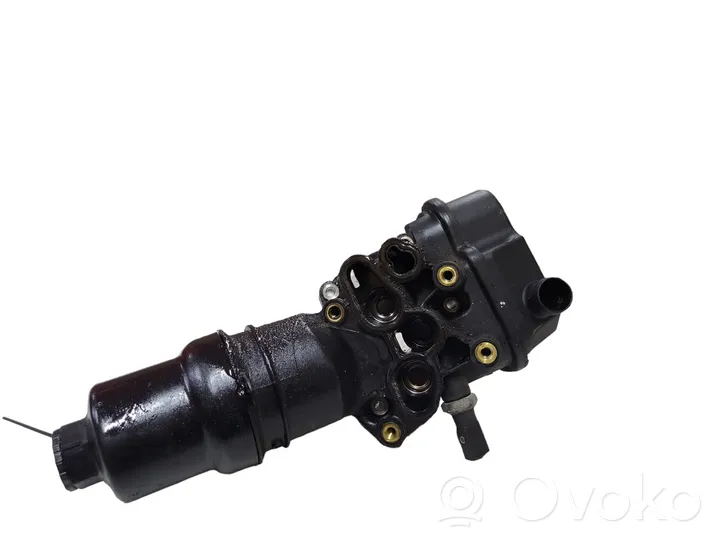 Audi A6 S6 C6 4F Supporto di montaggio del filtro dell’olio 06F115397F