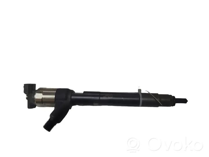 Opel Astra K Fuel injector 55570012