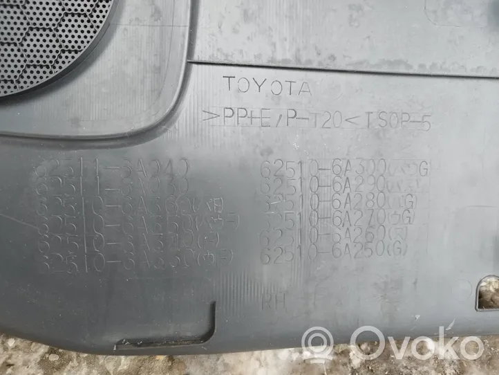 Toyota Land Cruiser (J120) Cita veida bagāžnieka dekoratīvās apdares detaļa 625116A040