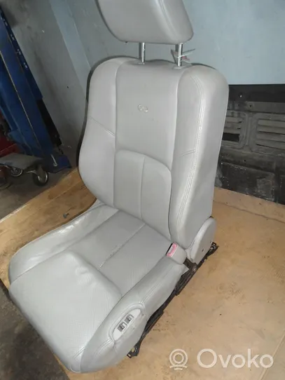 Infiniti G35 Sėdynių komplektas 