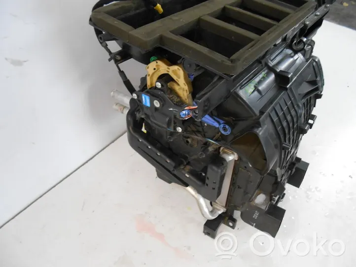 KIA Ceed Scatola climatizzatore riscaldamento abitacolo assemblata 