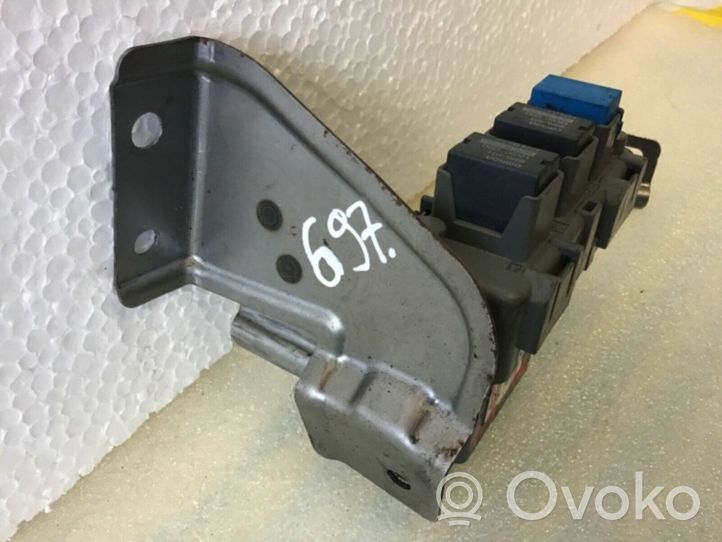 Honda Civic IX Module de fusibles TV00030