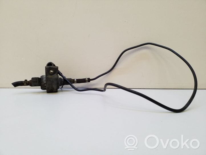 Volkswagen Touareg I Webasto auxiliary heater fuel pump 221000500400