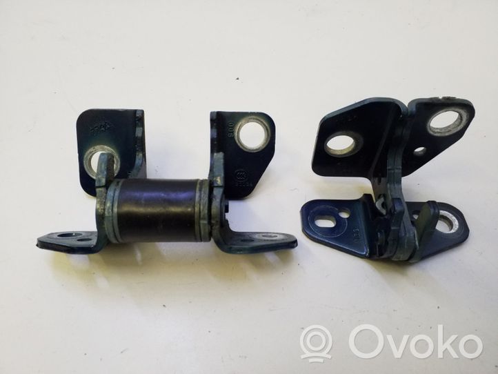 Chrysler Pacifica Front door hinge set 85574F