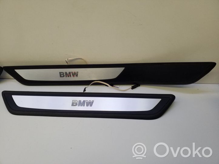 BMW 7 F01 F02 F03 F04 Zestaw listew progowych (wewnętrznych) 22339910