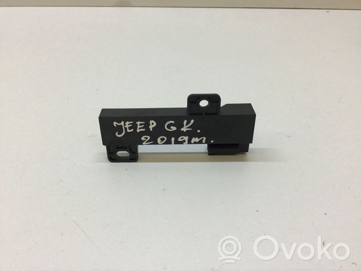 Jeep Cherokee Amplificateur d'antenne 56046957AA