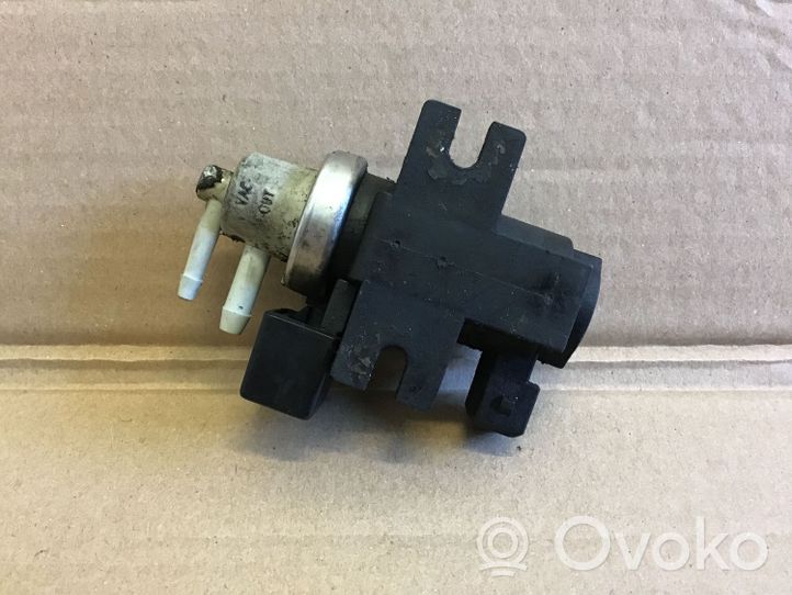 Opel Astra G Turboahtimen magneettiventtiili 72190338