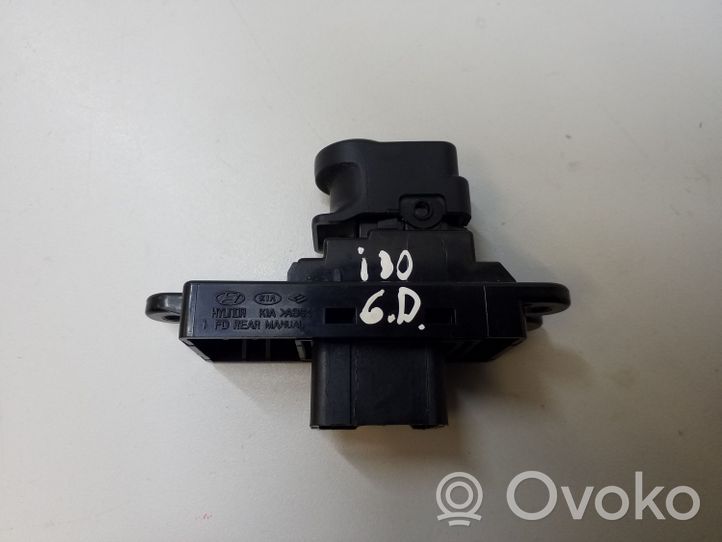 Hyundai i30 Electric window control switch DKE