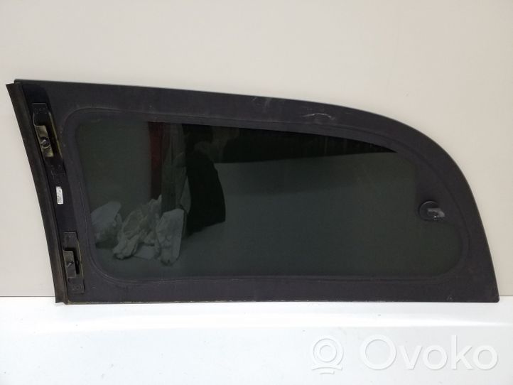 Dodge Grand Caravan Szyba karoseryjna tylna 05109652AF