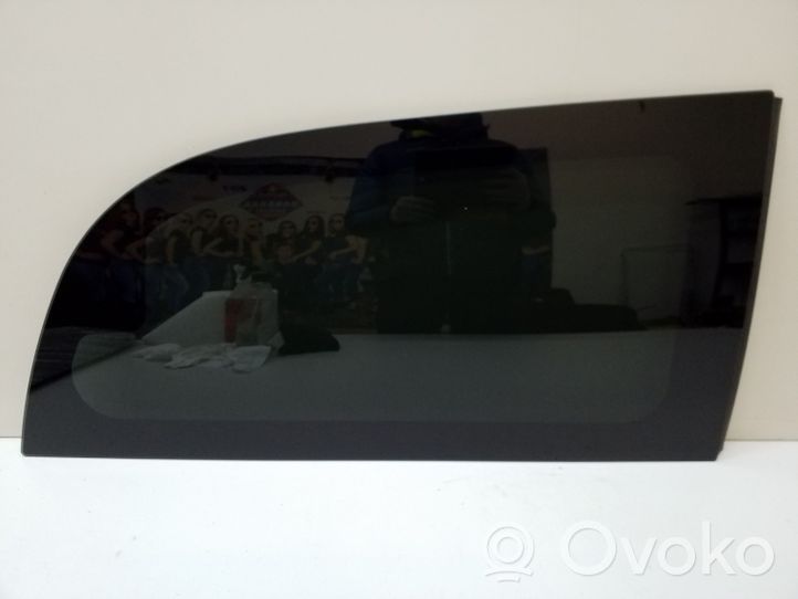 Dodge Grand Caravan Szyba karoseryjna tylna 05109652AF