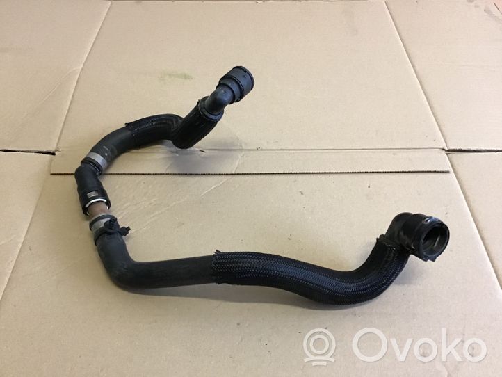 Jeep Cherokee Tuyau de liquide de refroidissement moteur 