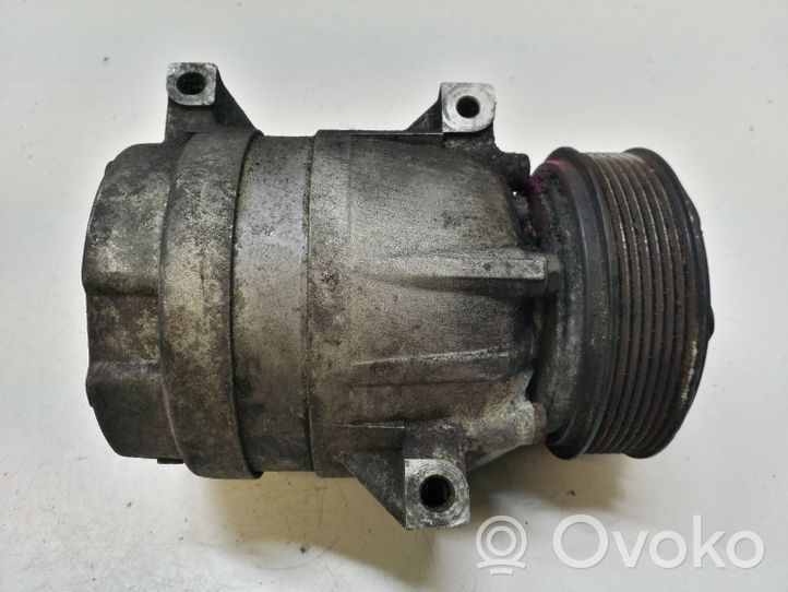 Renault Master II Compressore aria condizionata (A/C) (pompa) 8200832990