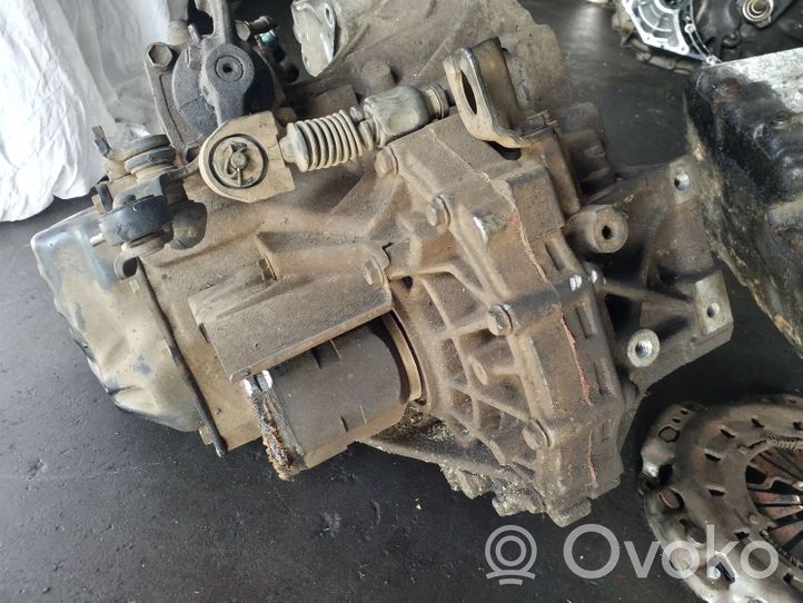 Toyota Corolla E120 E130 Boîte de vitesses manuelle à 6 vitesses D1F4A3M