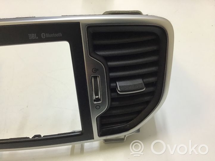 KIA Sportage Griglia di ventilazione centrale cruscotto 84740F14200