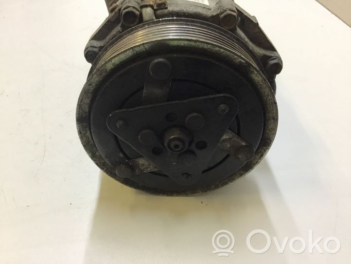 Peugeot 607 Ilmastointilaitteen kompressorin pumppu (A/C) 9656572380