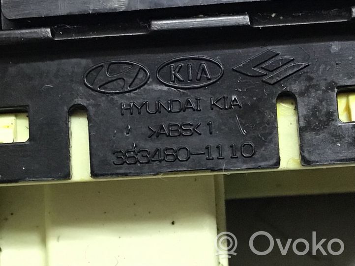 Hyundai ix35 Interruttore di controllo dell’alzacristalli elettrico 3834951310