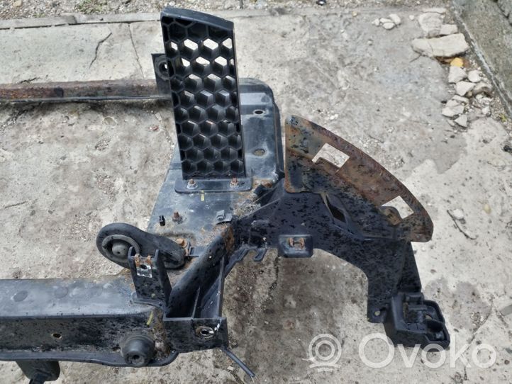 Hyundai ix35 Pannello di supporto del radiatore 641102Y000