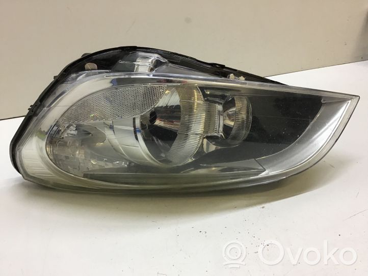 Volvo V60 Lampa przednia 31383068