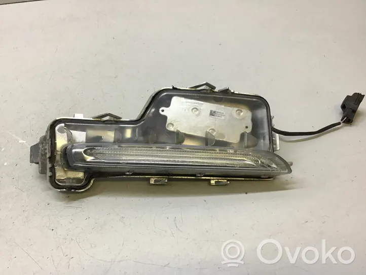 Volvo V60 Faro diurno con luce led 31353290