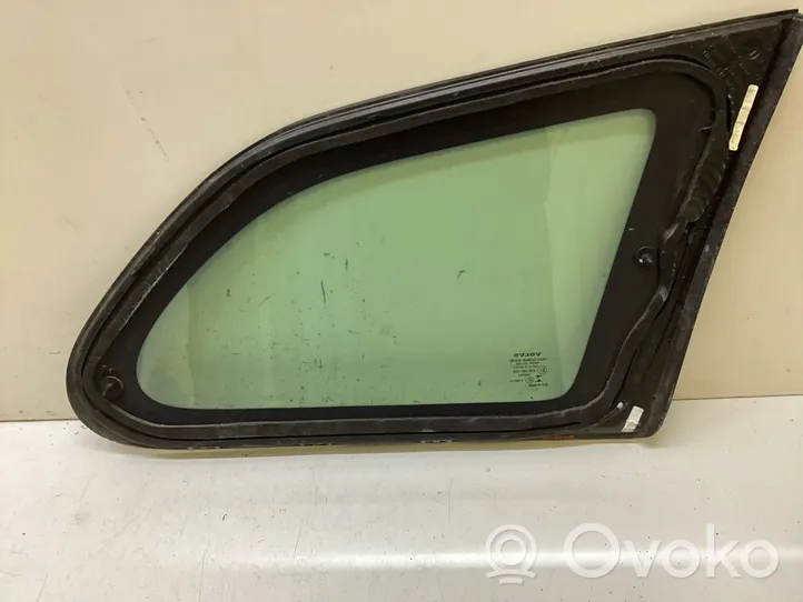 Volvo XC60 Rear side window/glass 