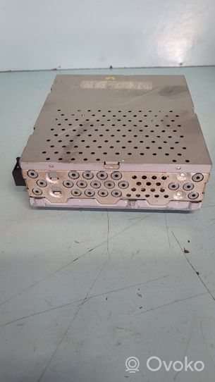 Mercedes-Benz CLS C219 Amplificatore A2118706689