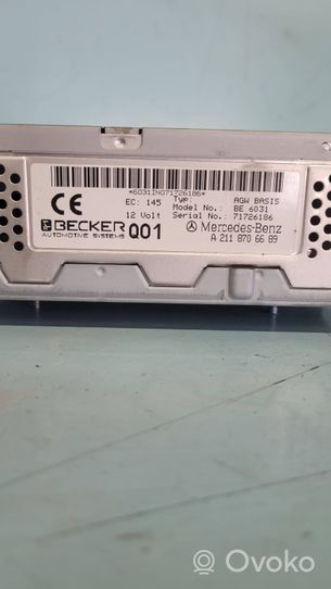 Mercedes-Benz CLS C219 Amplificatore A2118706689