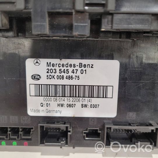 Mercedes-Benz CLC CL203 Juego de caja de fusibles 2035454701