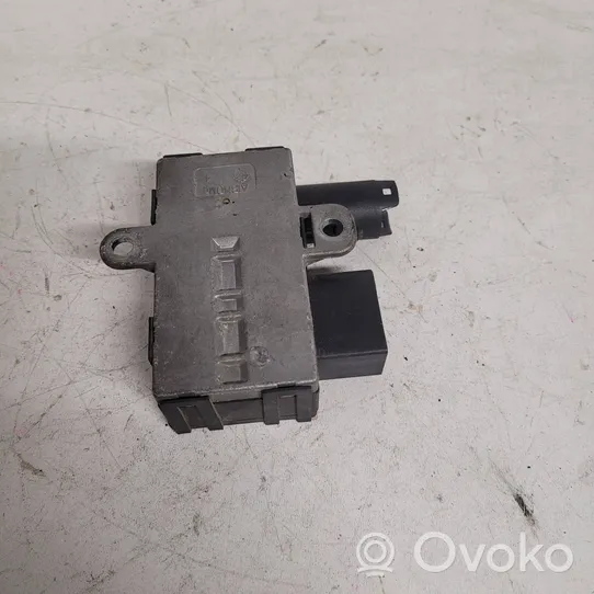 Mercedes-Benz B W245 Glow plug pre-heat relay A6401530479