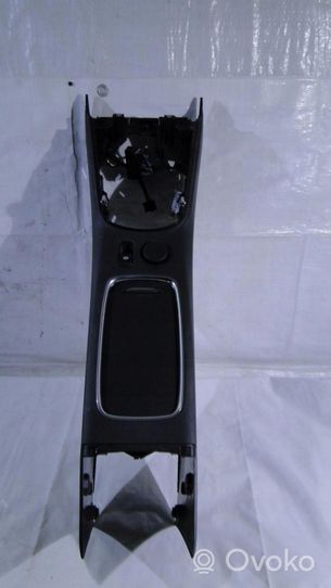 Opel Astra K Center console 