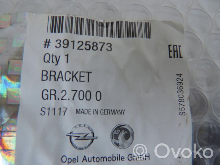 Opel Insignia B Number plate surrounds holder frame 39125873