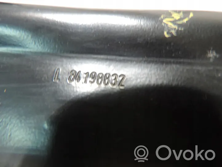 Opel Movano B Priekinė svirtis 84198829